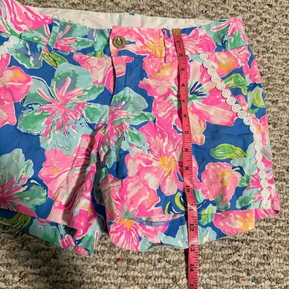 Lilly Pulitzer Callahan Shorts 5" Beckon Blue Jungle Utopia Floral Print- Size 4 - Picture 5 of 9